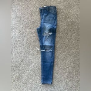 Ripped jeans, tall girl friendly